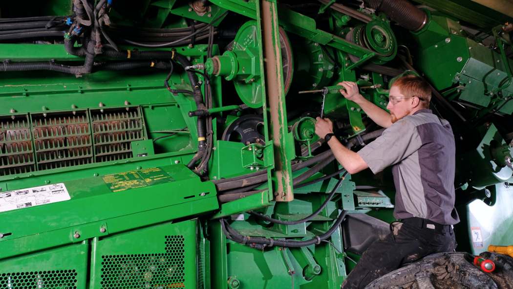 John Deere Tech